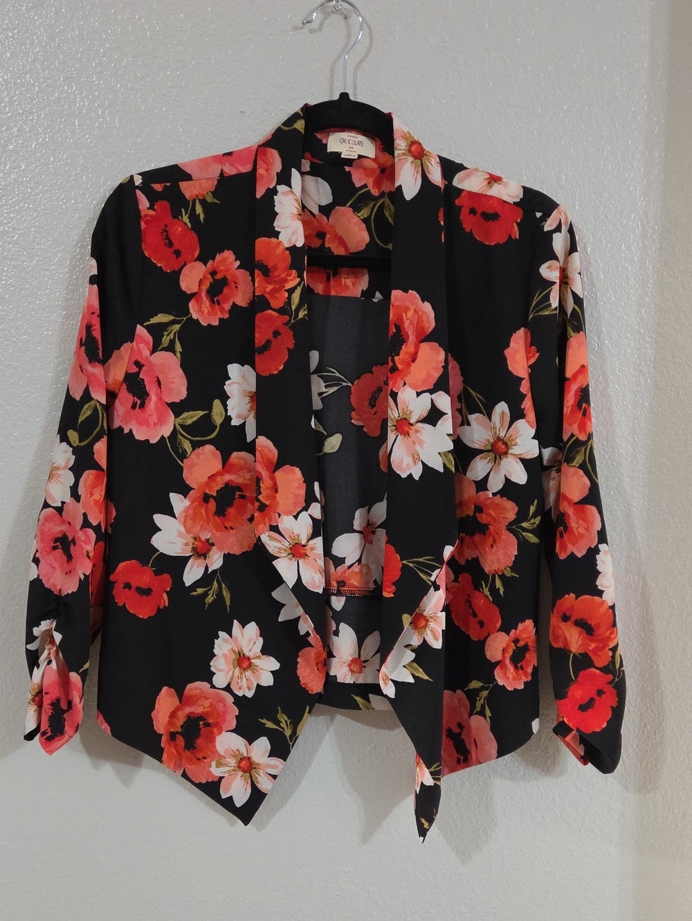 Black Floral Open-Front Women's Top - Coral & White Flowers